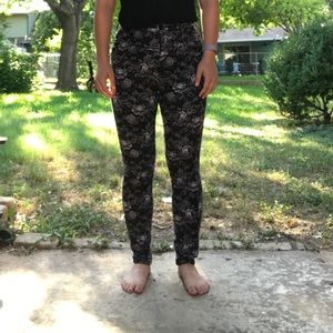 Black and grey flora, high waisted jeans